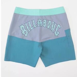 Billabong board shorts nwot! Size 26